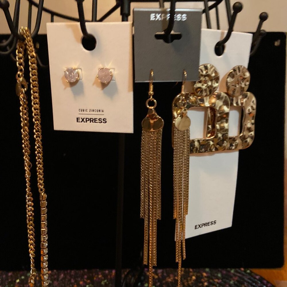 Earrings and Neclace